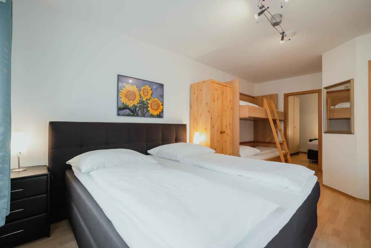 Park Hotel & Gaestehaus Руст Экстерьер фото